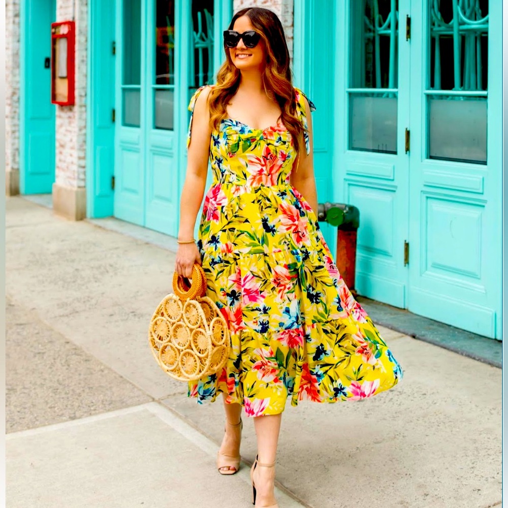 Eliza J Yellow Bow Front Tie Strap Floral Hawaiian 🌺 Midi Dress Size 6